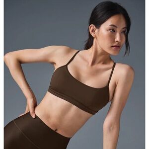 ALO Yoga Airlift Intrigue Sports Bra Espresso